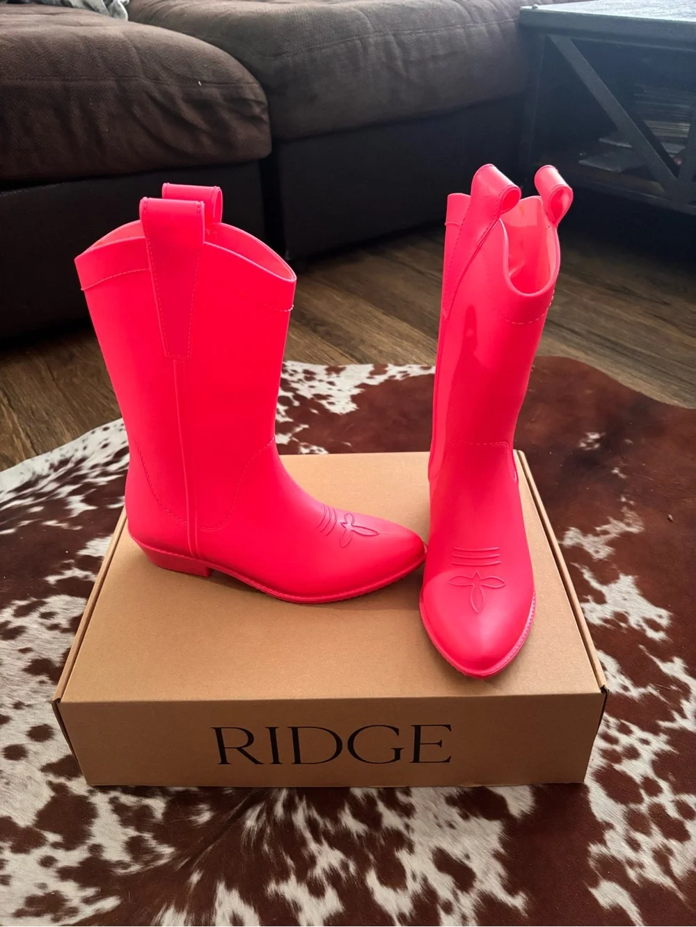 Dakota Ridge Barbie pink waterproof Women's Rain Boots size 8